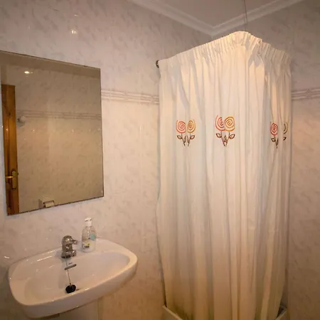Con Jardin Privado - Cala Blanca Villa *