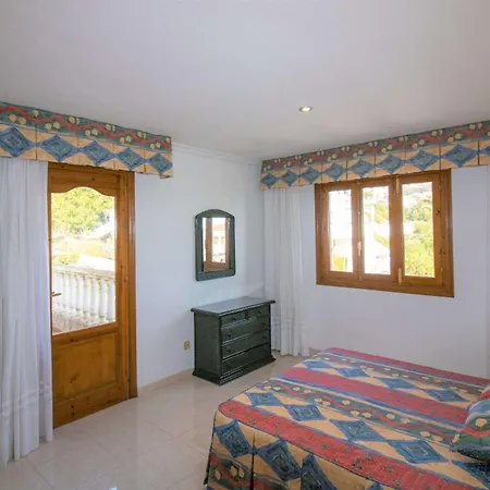 Con Jardin Privado - Cala Blanca